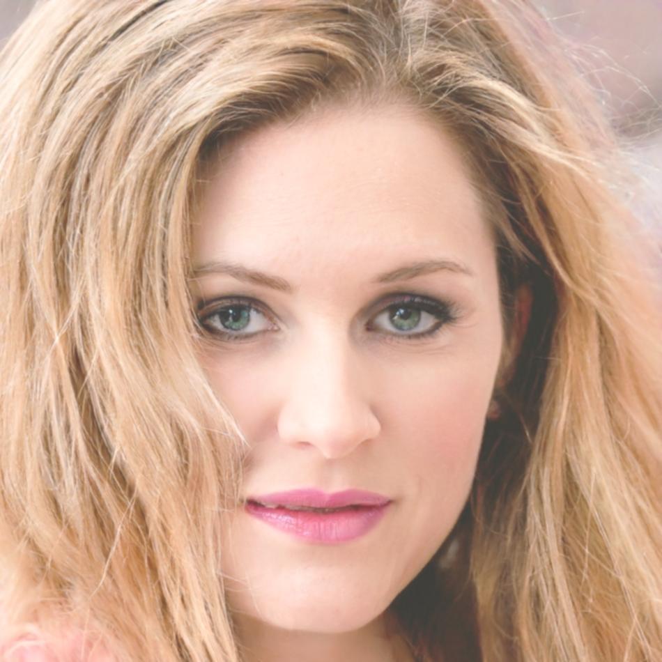 Portrait von Dozentin Laura Beckmann